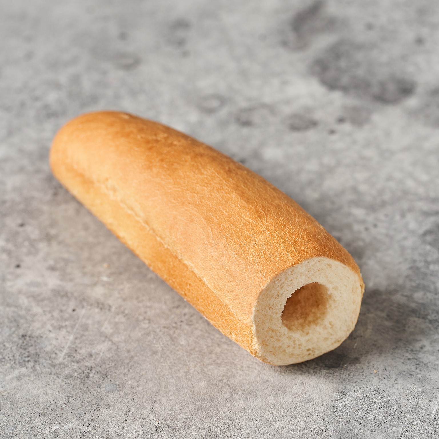 Булочка "Французский  хот-дог" (замороженная), 60 гр., кор. 54 шт